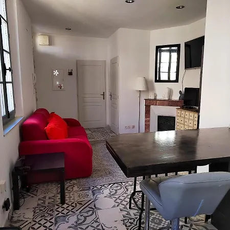 A Terrasse Commune 40 M² * Безье